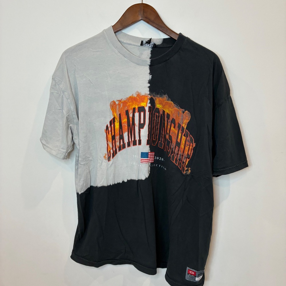 BoohooMAN Mens Championship Flame Graphic Split T-Shirt Black Grey Medium